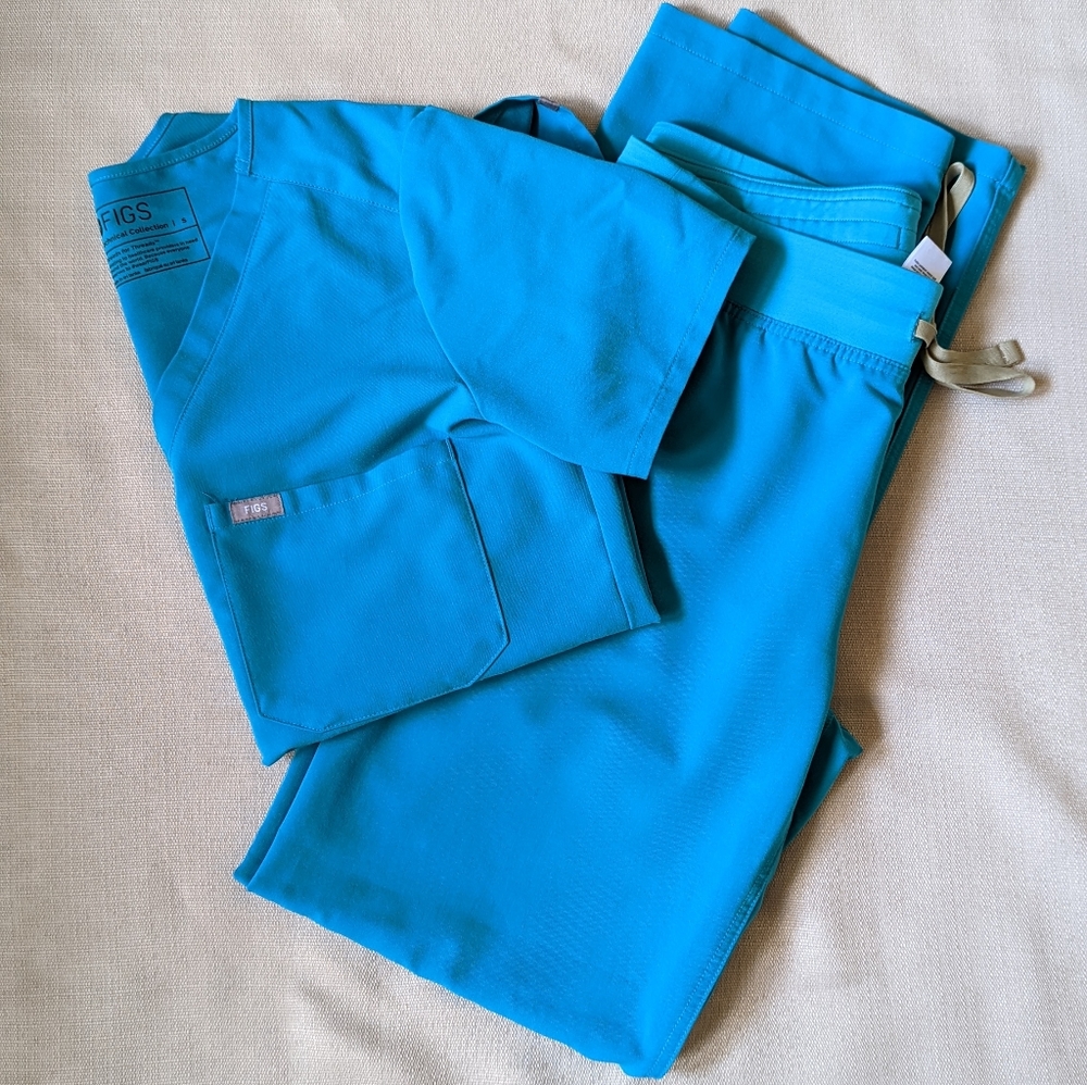 Limited Edition FIGS *SET* Catarina Top + Livingston Bottoms Caribbean Blue